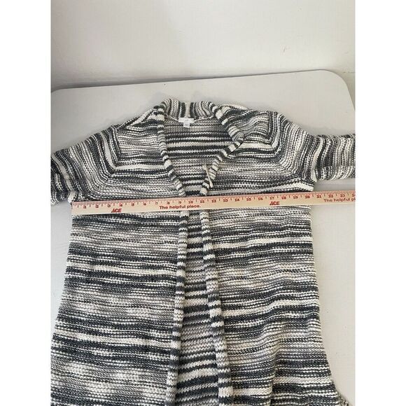 J. Jill Size L Cardigan Sweater Knit Cotton Blend Gray White Safty pin Brouch - Picture 11 of 11